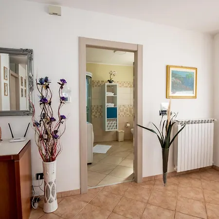 Mastro Oleario 5 Dal Mare 30 Dai Monti *