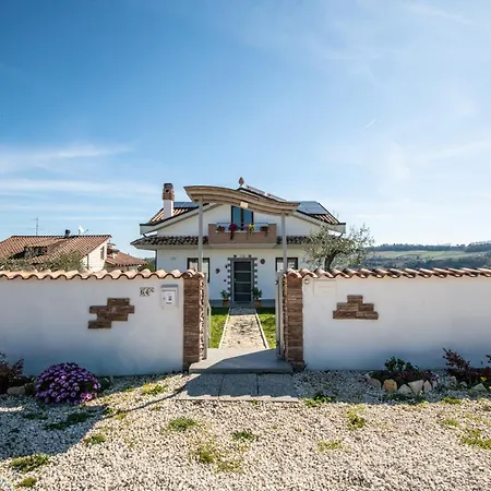 Mastro Oleario 5 Dal Mare 30 Dai Monti * 토레베키아 테아티아