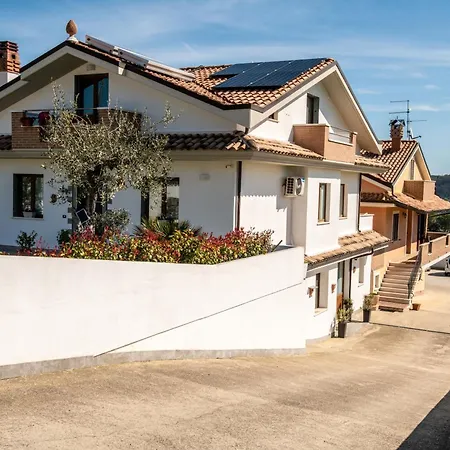 Mastro Oleario 5 Dal Mare 30 Dai Monti Ferienhaus