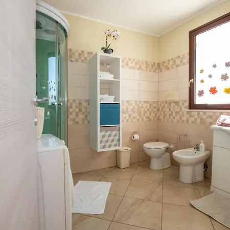 Mastro Oleario 5 Dal Mare 30 Dai Monti 토레베키아 테아티아