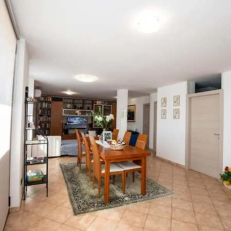 Mastro Oleario 5 Dal Mare 30 Dai Monti