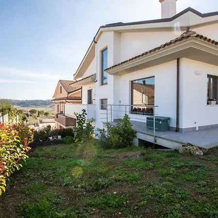 Mastro Oleario 5 Dal Mare 30 Dai Monti 펜션 토레베키아 테아티아