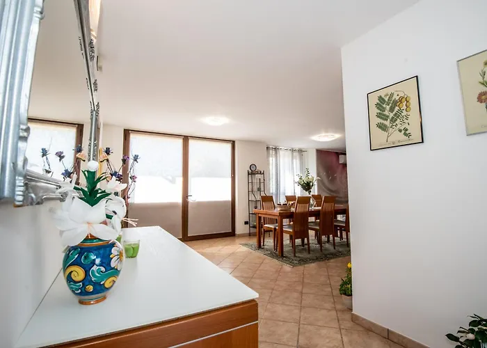 Mastro Oleario 5 Dal Mare 30 Dai Monti