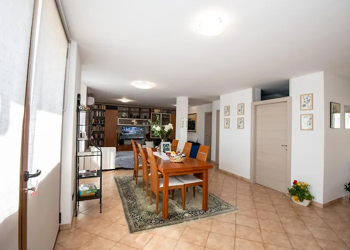 Mastro Oleario 5 Dal Mare 30 Dai Monti